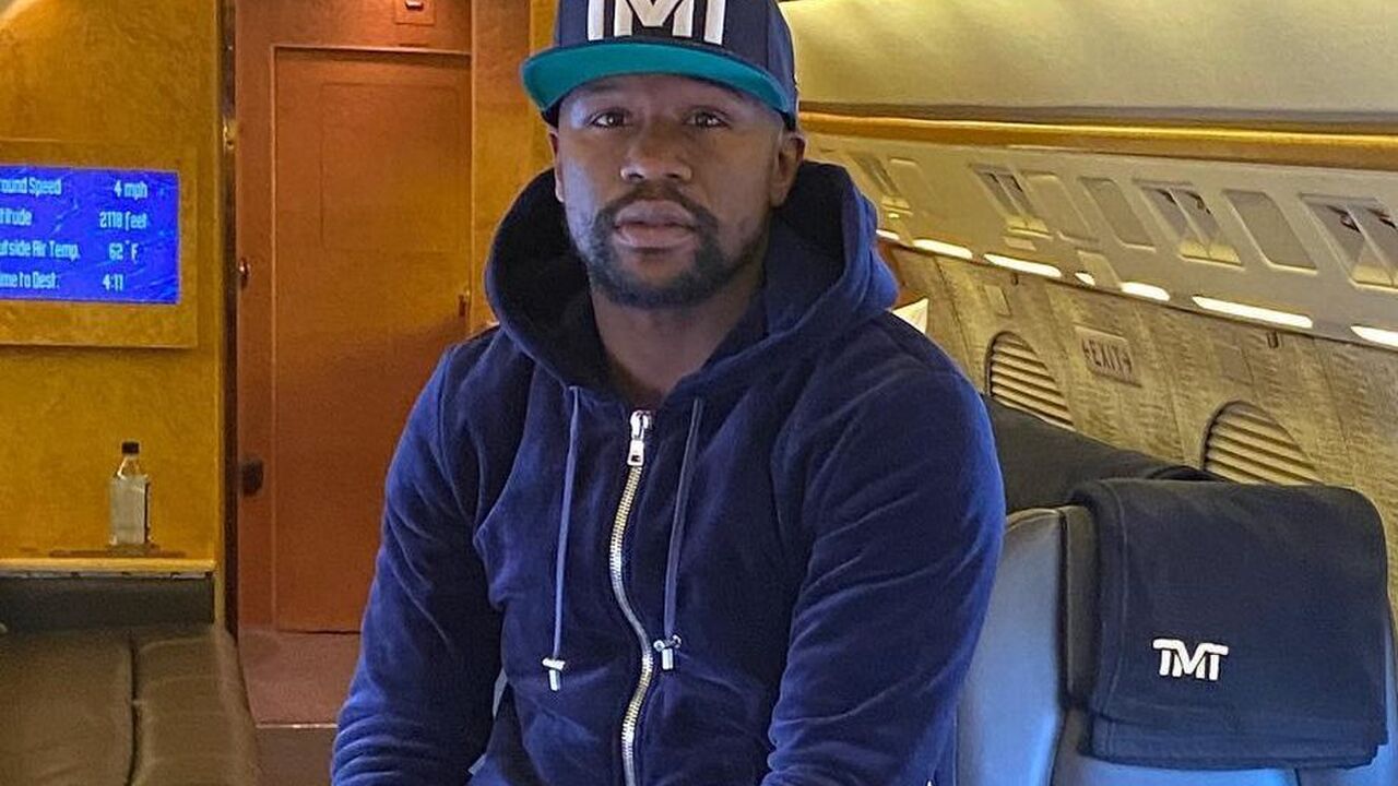 Floyd Mayweather Logan Paul