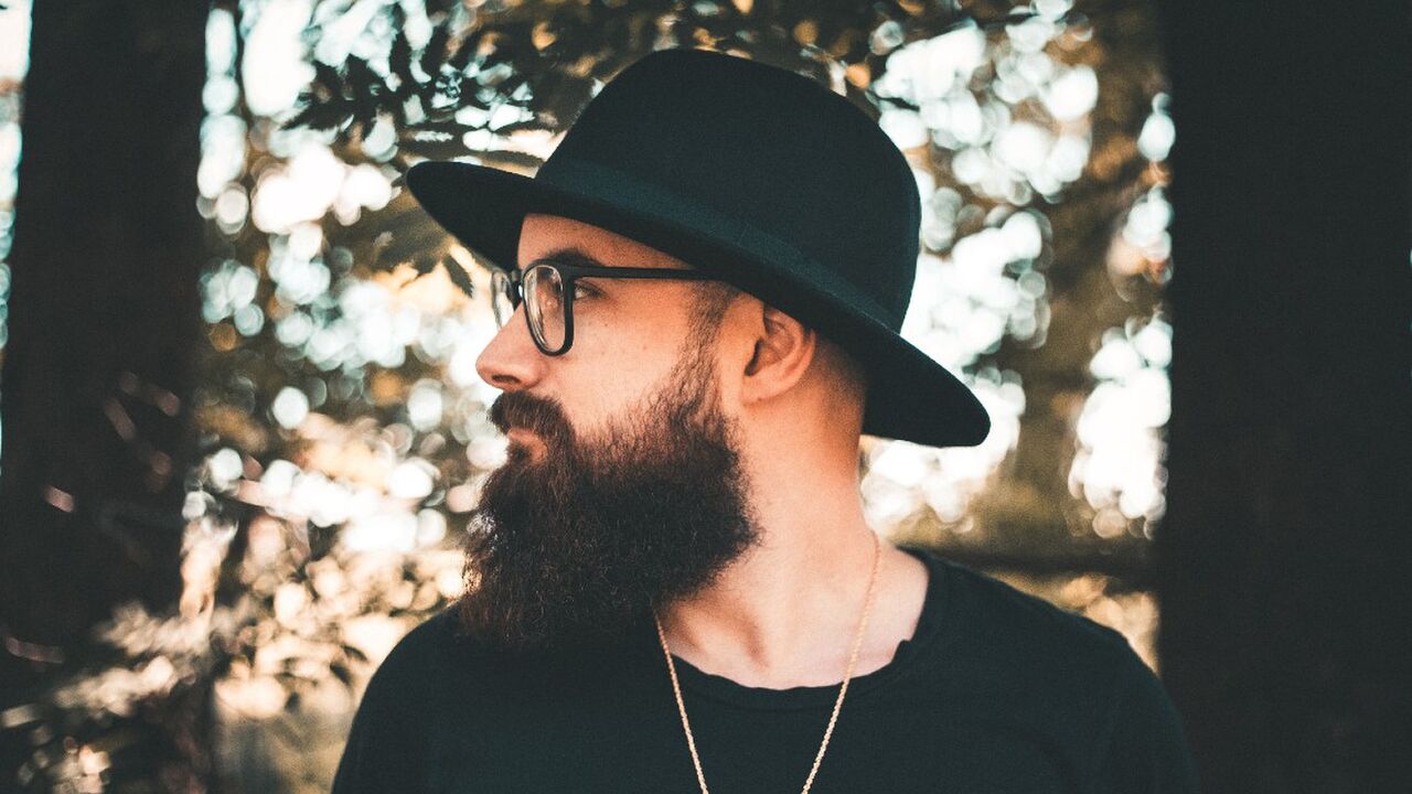 monkey tail baard trend 2021