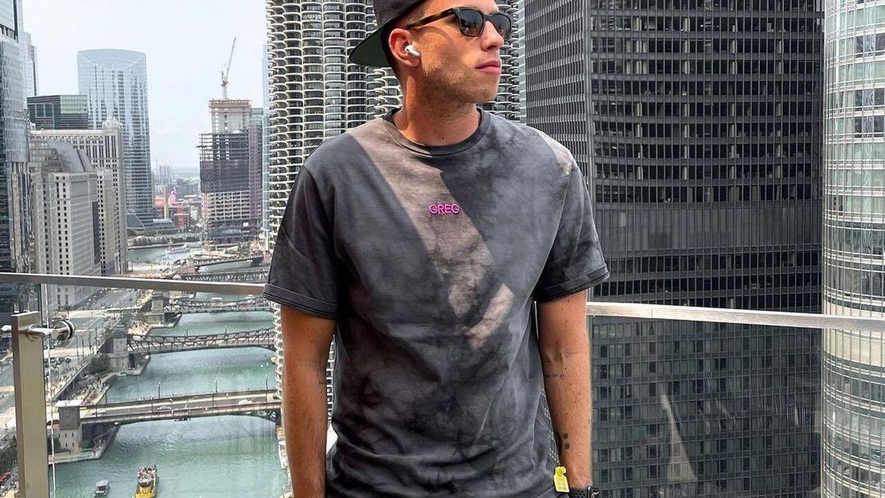 DJ Nicky Romero koopt een nieuwe villa