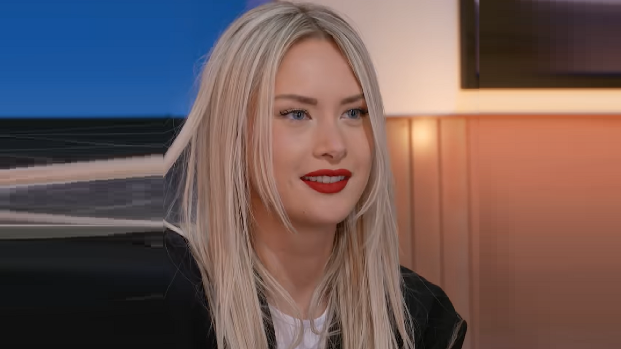 Illustratie voor: ‘First Dates’-deelneemster Maxime blaast elke kijker omver