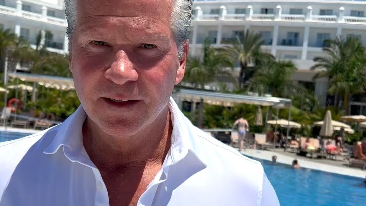 hoeveel kost optreden dries roelvink