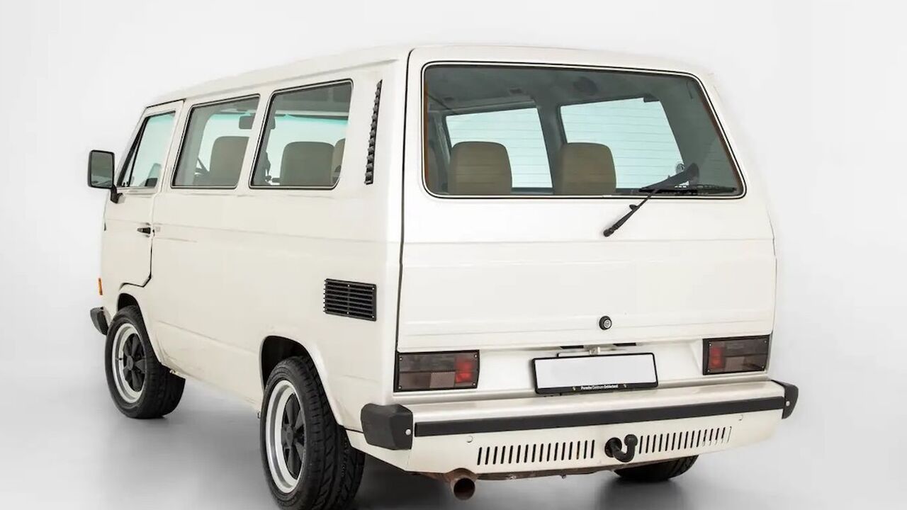 porsche bus
