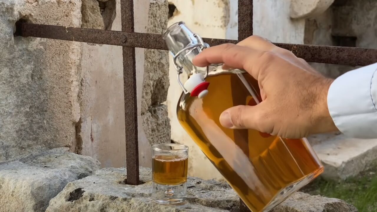 whisky maken 44