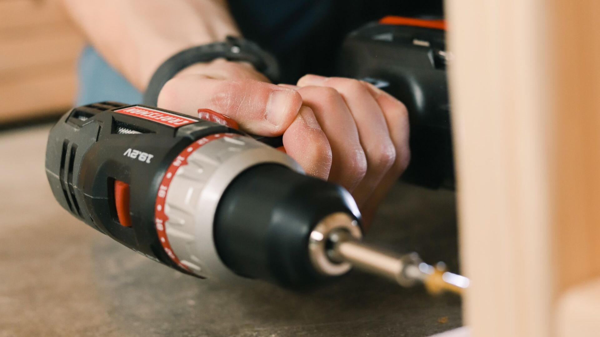 Vanaf en tot hoe laat mag je klussen in huis?