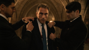 Scene uit the Diplomat seizoen 4