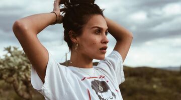 Holly Brood, Love Island presentatrice