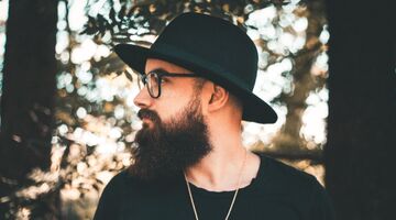 monkey tail baard trend 2021