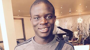 opvallende wagen N'golo Kante