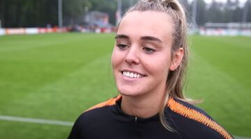 salaris jill roord barcelona