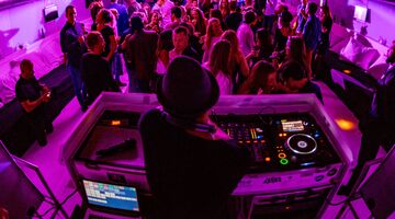 Inner Circle single feest