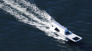 De rits boot van yasuhiro suzuki