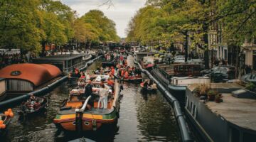 Koningsdag 2026 Amsterdam blijft populairste bestemming