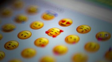 Android 17 emoticons