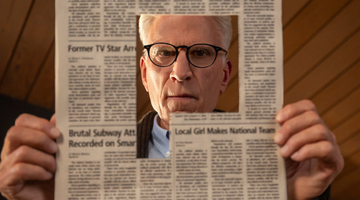 Ted Danson als Charles