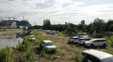 Het autokerkhof