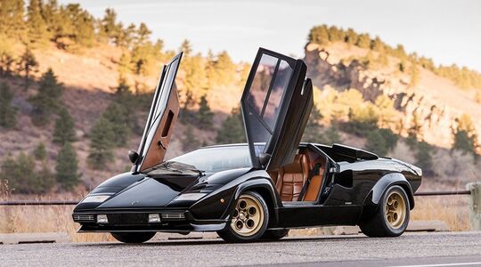 Illustratie voor: Aanschouw de schitterende vintage Lamborghini Countach uit 1979