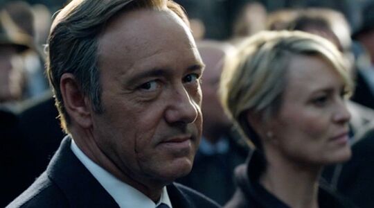 Illustratie voor: Onderzoek wijst uit dat bingewatchen de kwaliteit van je nachtrust verpest