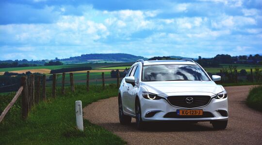 Illustratie voor: De spectaculaire Mazda6 Sportbreak toont zich een waar statussymbool voor luxe en ruimte