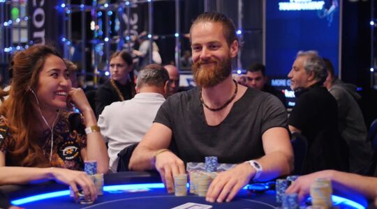 Illustratie voor: Gisteren won de Nederlandse van Zadelhoff het wereldkampioenschap online pokeren