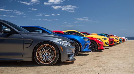 Illustratie voor: Dit gebeurt er wanneer Tesla Model S P100D het opneemt tegen 11 supercars in een Drag Race