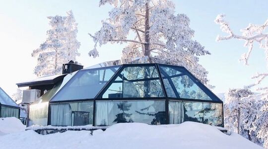 doorzichtige iglo noorderlicht