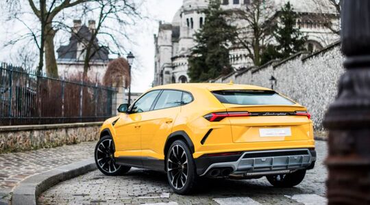 Illustratie voor: Check alle details van de Lamborghini Urus in deze waanzinnige fotoshoot