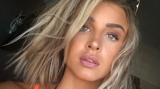 Illustratie voor: Josefine Forsberg is een sportieve blondine, afkomstig uit Zweden