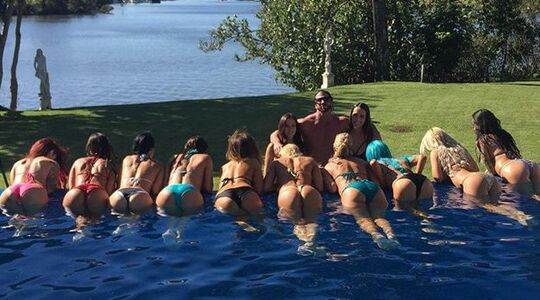 Candyman Candy Shop Mansion gewoonvoorhem