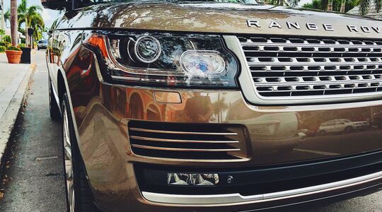 range rover crash brug