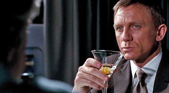 James bond alcoholist gewoonvoorhem header