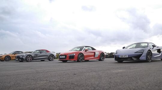 Dragrace CarWow Gewoonvoorhem