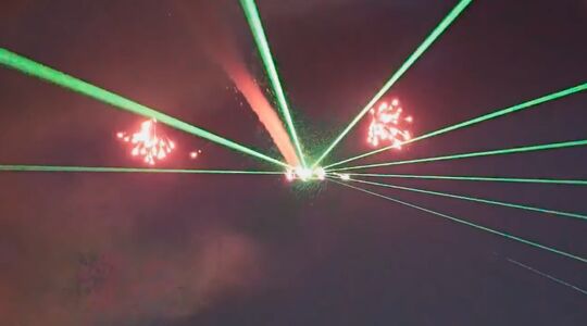 Laser- en vuurwerkshow Gewoonvoorhem