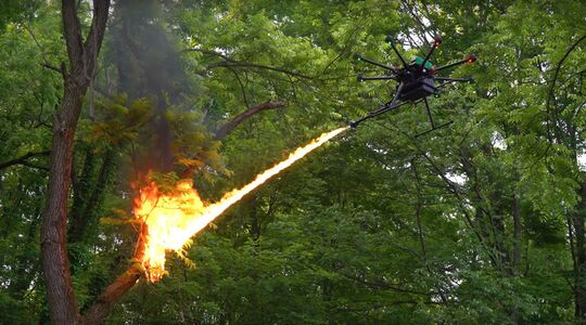 Vlammenwerper drone