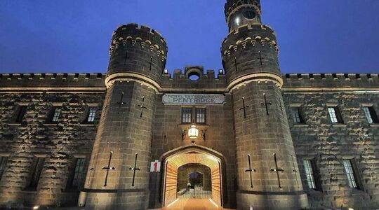 van gevangenis tot bioscoop