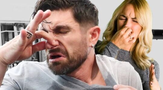 zweetgeur uit sportkleding krijgen