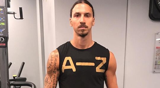 Zlatan Ibrahimovic koopt Playstation 5