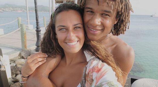 vriendin Nathan Aké