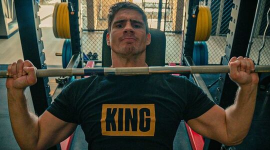 Rico verhoeven tegen Jamal ben saddik tijdens Glory 77