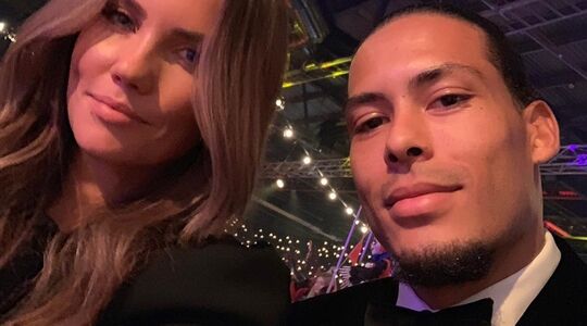 Rike nooitgedagt vrouw Virgil van Dijk