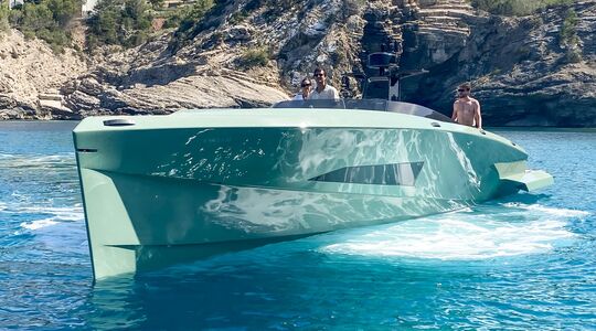 say 42 superjacht supercar