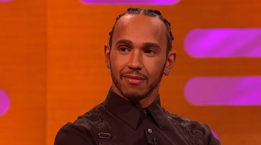 Lewis Hamilton contract tekenen