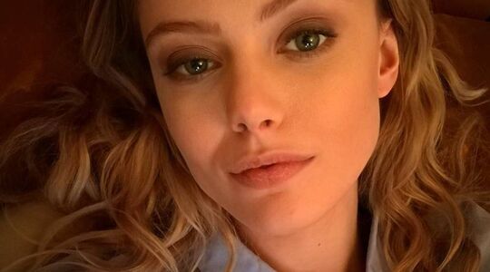 Frida Gustavsson in Vikings Valhalla