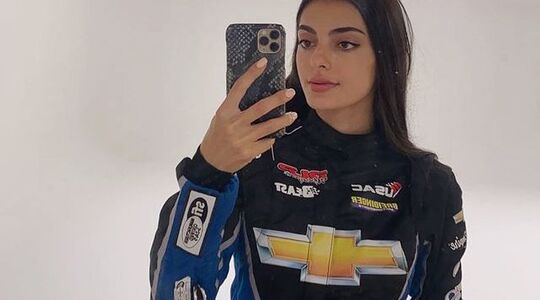 Toni Breidinger debuut Nascar