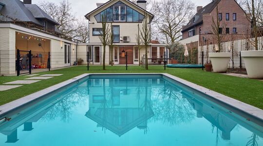 huis met zwembad te koop