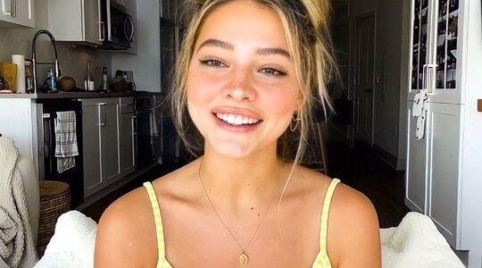 madelyn cline sarah cameron