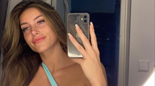 Demi Rutting temptation