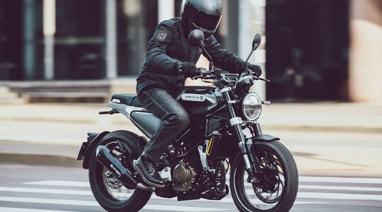 Husqvarna Svartpilen 125