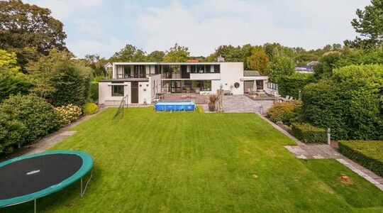 villa van Davina Michelle