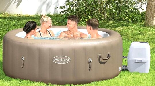 opblaasbare hottub lidl