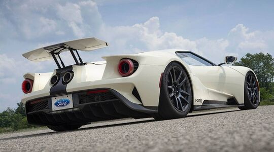 Ford GT